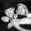 Chris Young & Lisa (Pic #4)