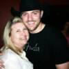 Chris Young & Lisa (Pic #5)